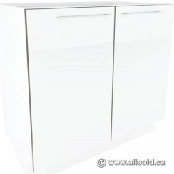 White Kitchen Cabinet